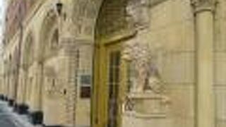 趣ある外観です