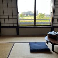 お部屋はシンプルな和室。ほっこり。