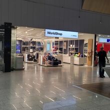 ルフトハンザ　ワールドショップ　限定　ポーチ ルフトハンザ ワールドショップ 限定 ポーチ ルフトハンザ