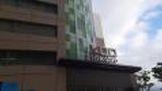 地下１階に「さとちょう」という地元のスーパーが入っていますが・・・