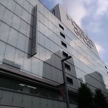 銀座のデパートといえばココ。三越より気軽に入れる。