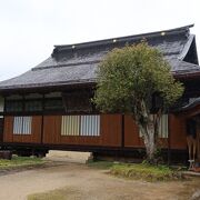 城郭の様な寺院