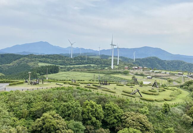 色々な施設があり眺めの良い公園