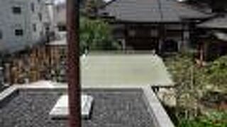 ちょっと不思議な印象を受けたお寺です。