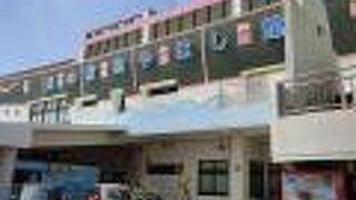 海中道路の途中に