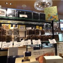 スイーツも高級感漂っています