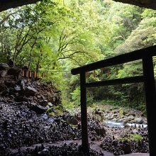 天安河原