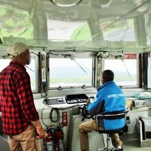 船長さんとガイドさん