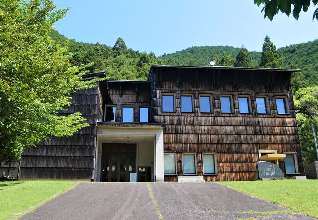 宮滝遺跡にある歴史資料館　大海人皇子の吉野宮にある．