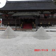 上賀茂神社の立て砂 （盛砂）