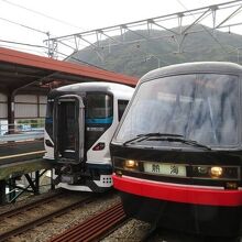 リゾート２１黒船電車（河津駅）