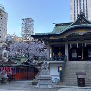 こんなところに神社が！