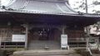 輪島の朝市がある通りを、ひたすらまっすぐ、歩いていくと、この神社がありました。