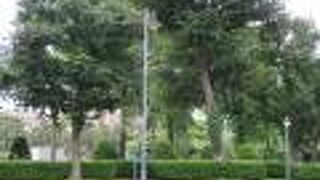 迎賓館赤坂離宮前休憩所のある区立公園