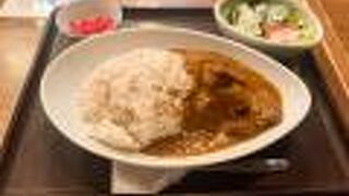 カレーも意外とおいしい