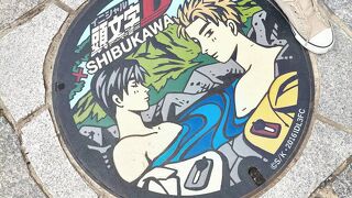 365段の両側には魅力的なお店が沢山