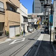 山手イタリア山庭園までの登り坂