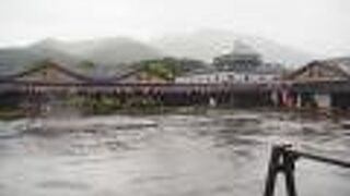 広い空間の道の駅です。