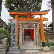 櫛田神社の境内にあります