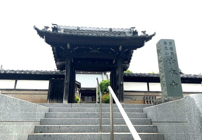 鎌倉にある本覚寺の末寺