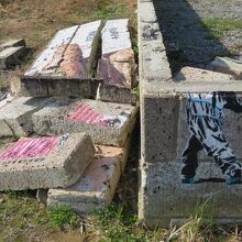 残念だったのは、2022年3月の地震で崩れた作品があった事。