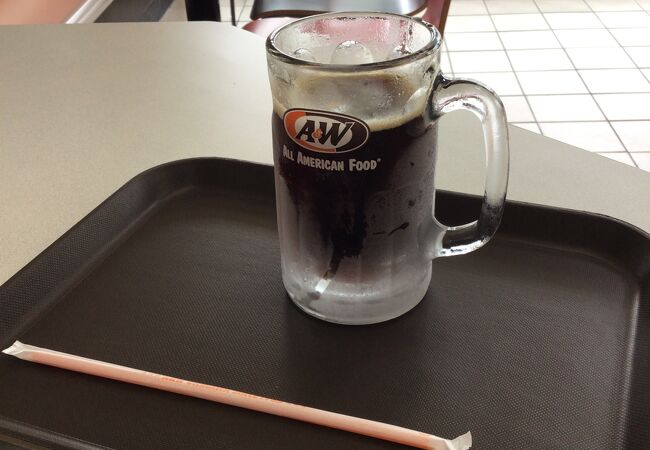 A&W 泡瀬店