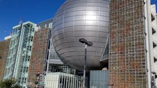 名古屋市内にある大きな科学館