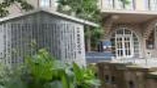 日本映画の試写実験が成功した場所