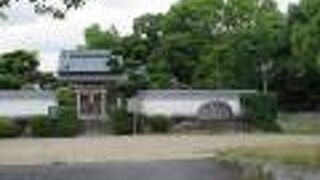 勧修寺と縁のある宮道神社なのよ