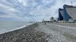 黒海沿岸の美しい海岸線