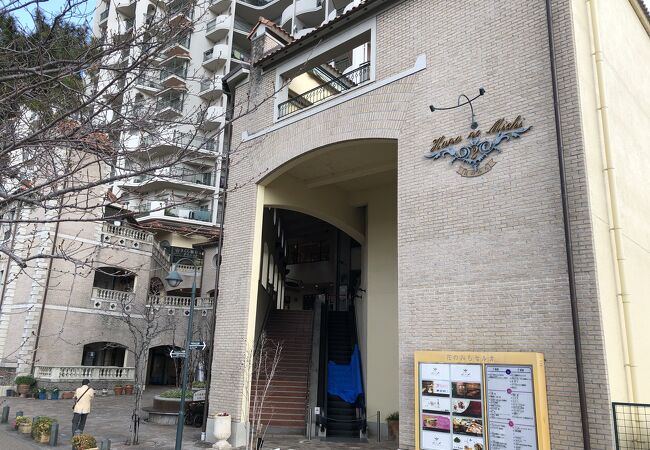 宝塚花のみち商店会 花のみちセルカ クチコミ アクセス 営業時間 宝塚 フォートラベル