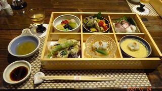 日本料理 燈々庵