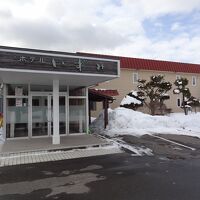 地上2階+地下1階建てのお宿です。