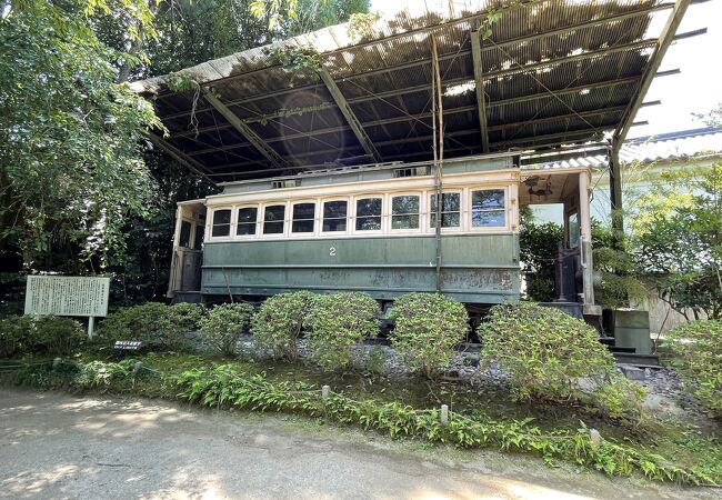 南神苑に展示