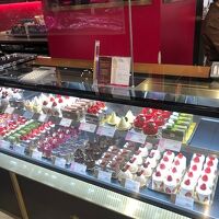 ヴィタメール 新宿小田急店