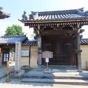 今井町の中核となっている浄土真宗の寺院