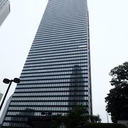 1974年竣工の三井不動産の高層ビル