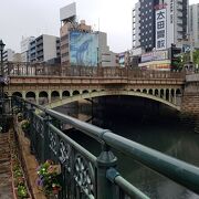 ノスタルジックな雰囲気の橋