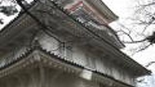 千住公園の中にあります