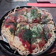 お好み焼きのボリュームあります