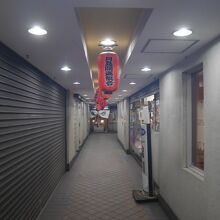 こんなかんじの参道。
