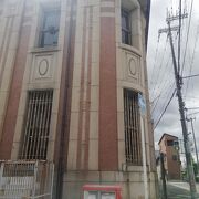 レトロ建築の銀行