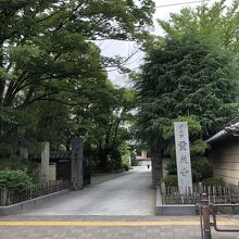 荘厳な雰囲気です。