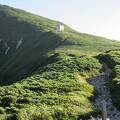 大朝日岳山頂避難小屋 写真