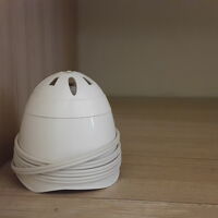 他にも電気ケトルやマグカップ、スプーンもありました