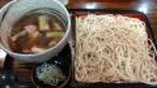 更科蕎麦は美味だが、煙草で残念