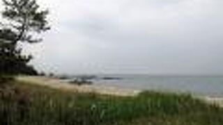 白砂青松の景勝地です。