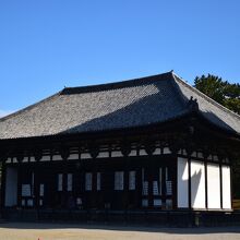 興福寺東金堂の外観