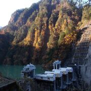周辺が紅葉してきれいでした