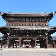 【御影堂門】京都三大門にも数えられる壮大な門